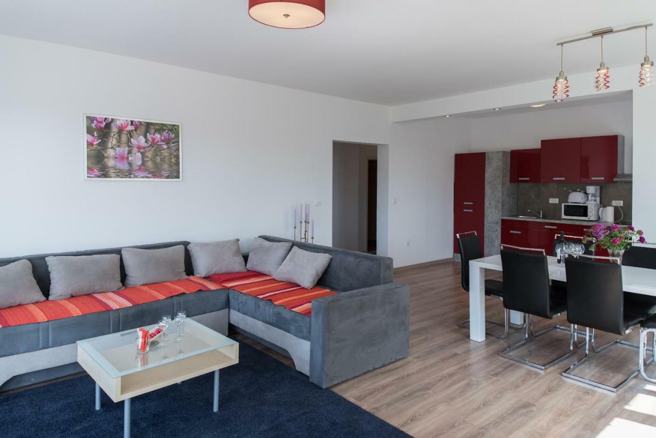 De Luxe Apartment Mediteran 2**** Zaton  Esterno foto