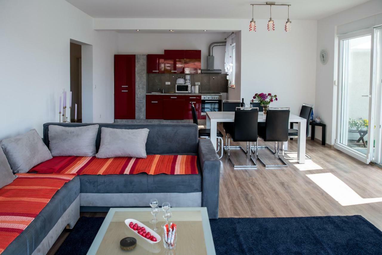 De Luxe Apartment Mediteran 2**** Zaton  Esterno foto