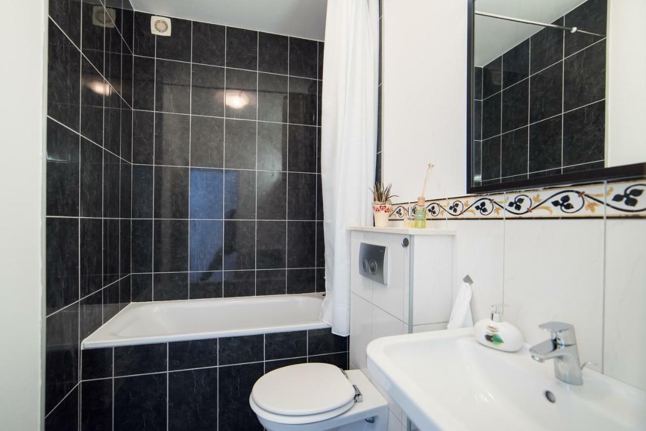 De Luxe Apartment Mediteran 2**** Zaton  Esterno foto